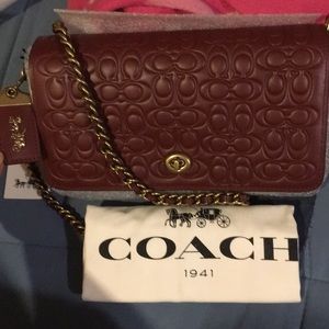🆕Coach Signature Leather Dinky crossbody
